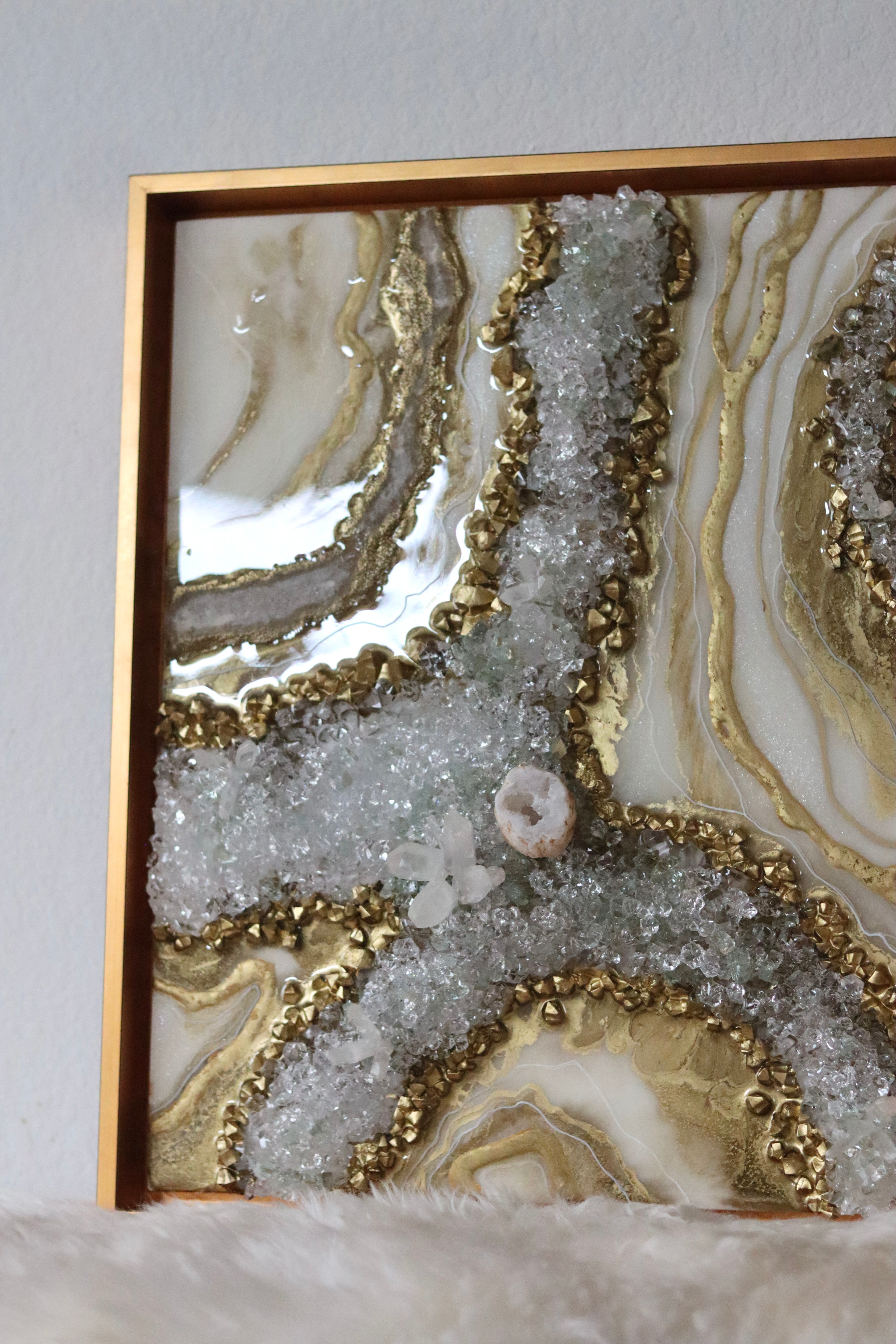 Golden Geode Currents