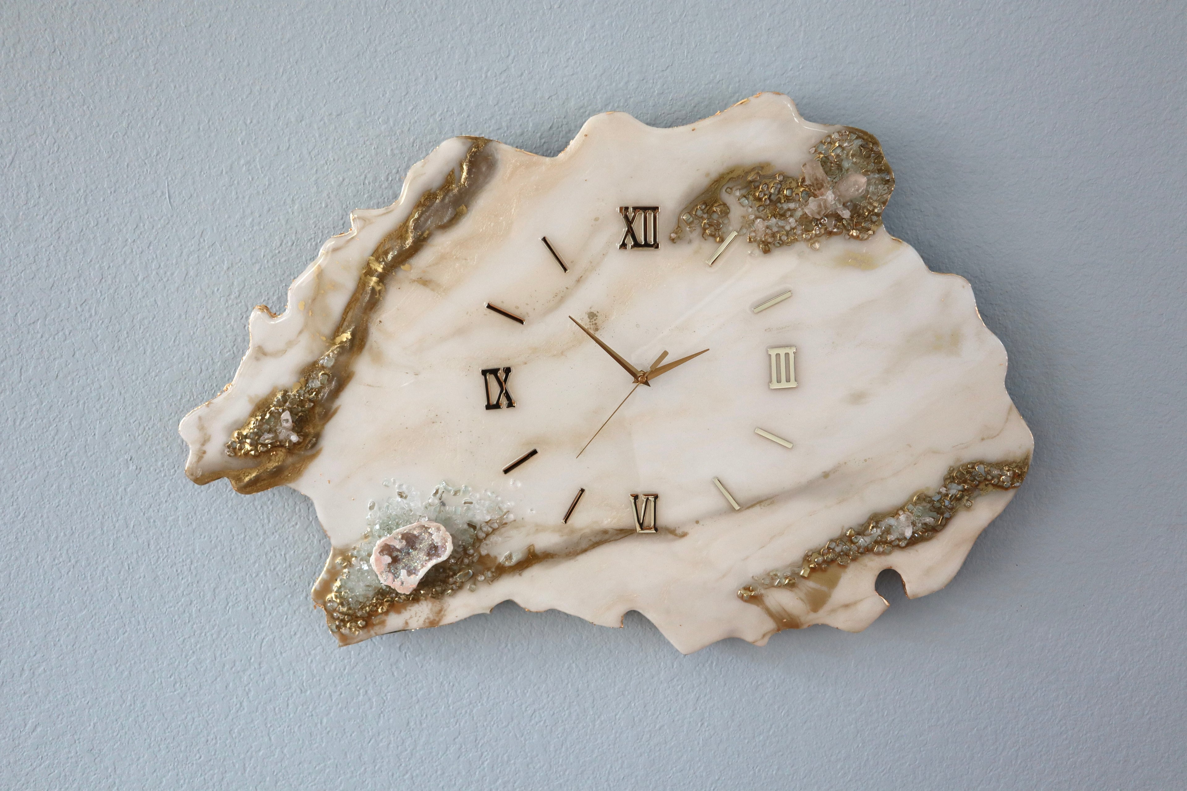 Angel Aura Quartz Clock