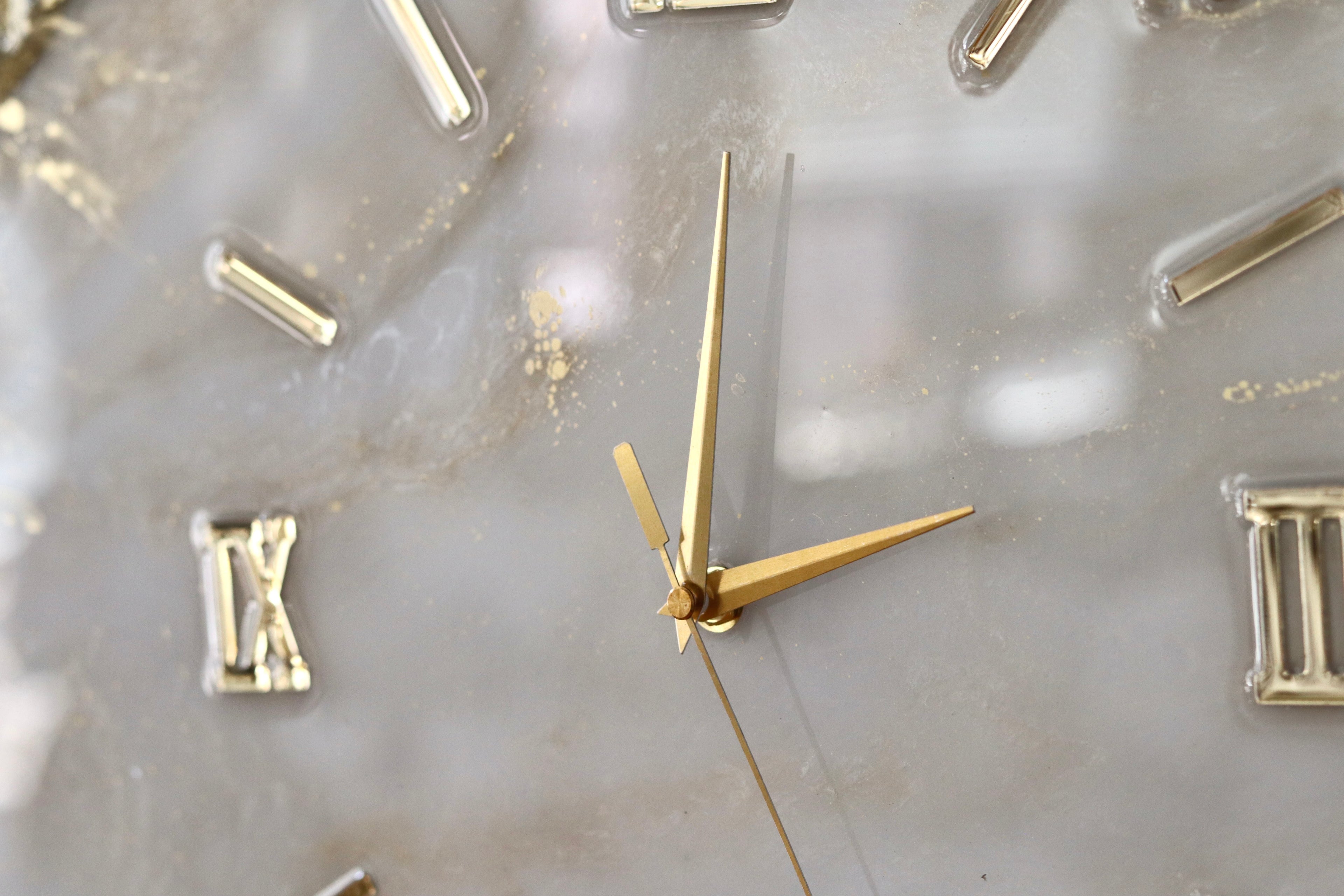 Angel Aura Quartz Clock